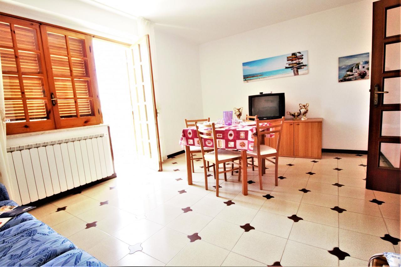 Holidaycasa Leone - Con Posto Auto A 200Mt Dal Mare Sperlonga Exterior foto